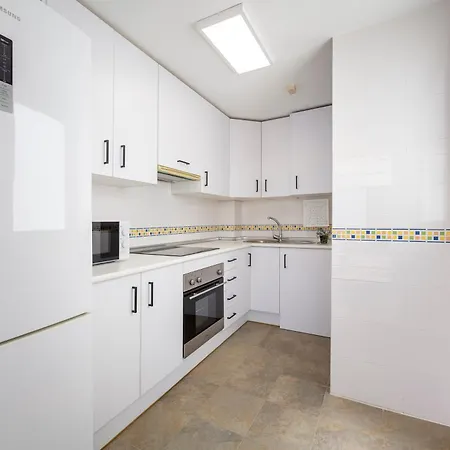 Atico Nuevo Con Piscina Apartment